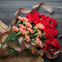С великим праздником Победы!