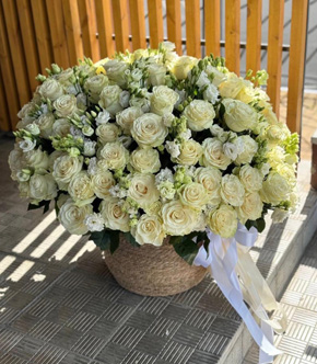 мега корзины с розами