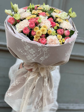 Готовые букеты с витрины