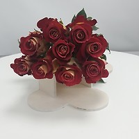Эквадорские розы со скидкой