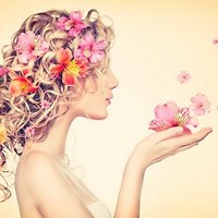 Цветы в жизни женщины